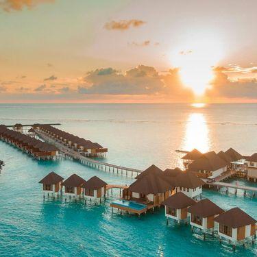 City Lights to Ocean Delights – Dubai & Maldives Twin Holiday